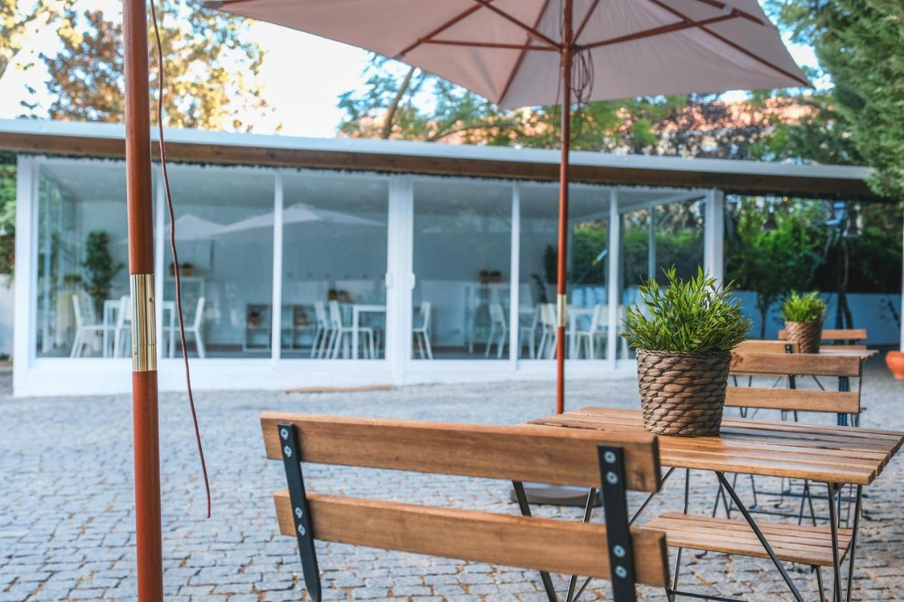 4U Lisbon Airport Suites エクステリア 写真